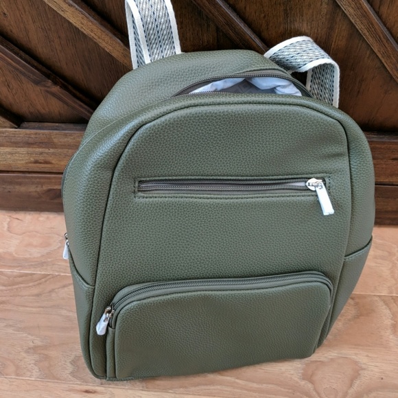 Brand New Thirty One Boutique Backpack 